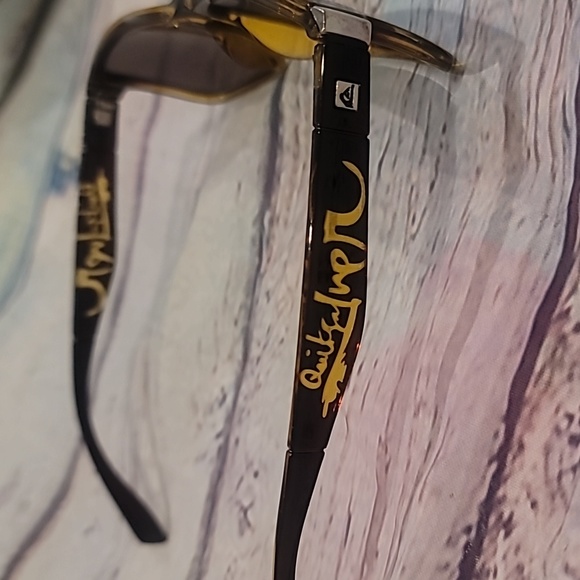 Mens new quicksilver glasses - Picture 2 of 3